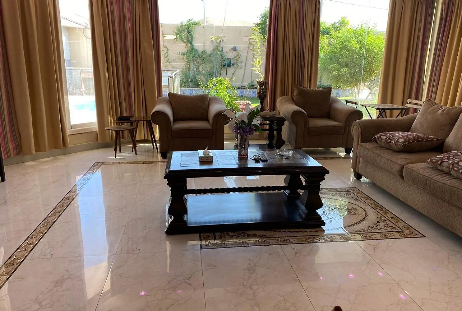 شاليهات أريزو Qusur al Muqbil