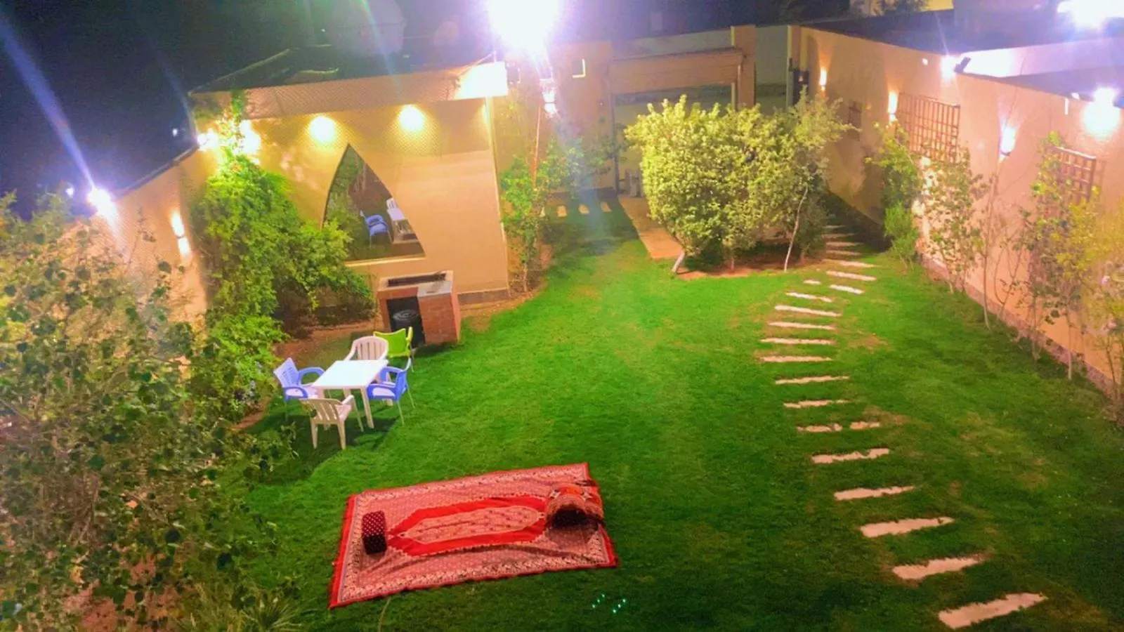 Arezzo Chalets Qusur al Muqbil